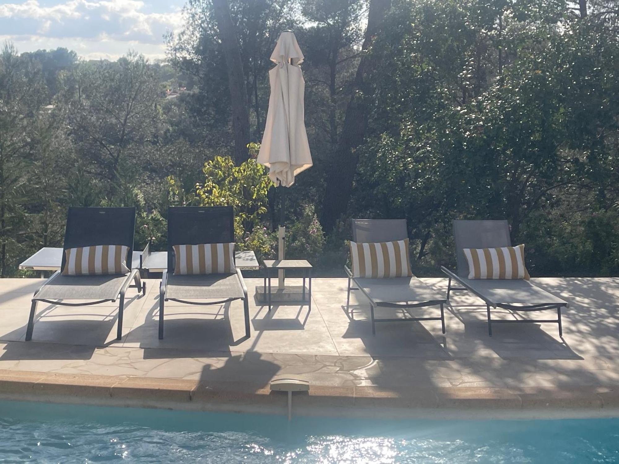 La Villa Des Carriers- Maison Avec Piscine Proche Mer Roquefort-les-Pins Exterior foto